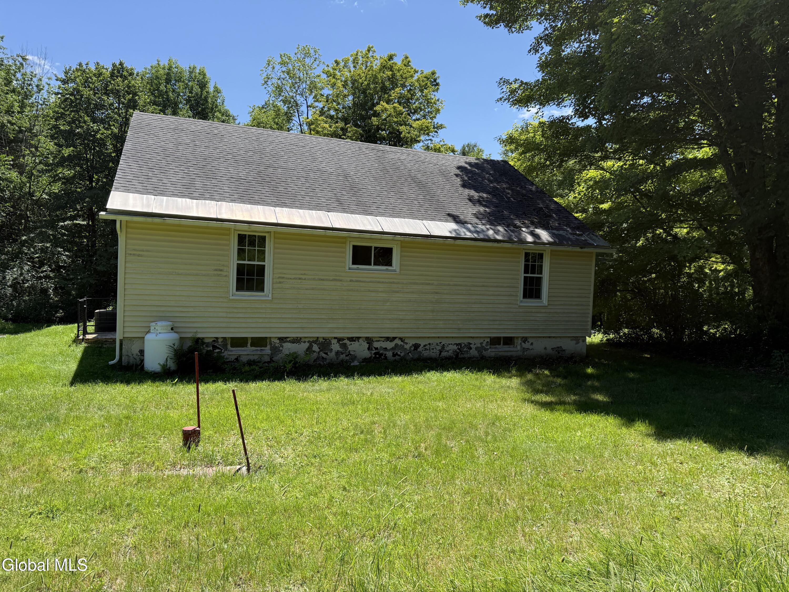 296 W State St Extension Gloversville NY 12078