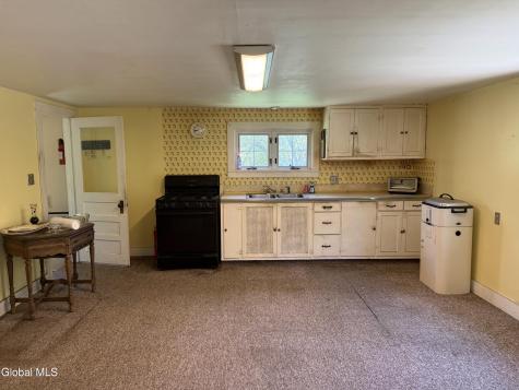 296 W State St Extension Gloversville NY 12078