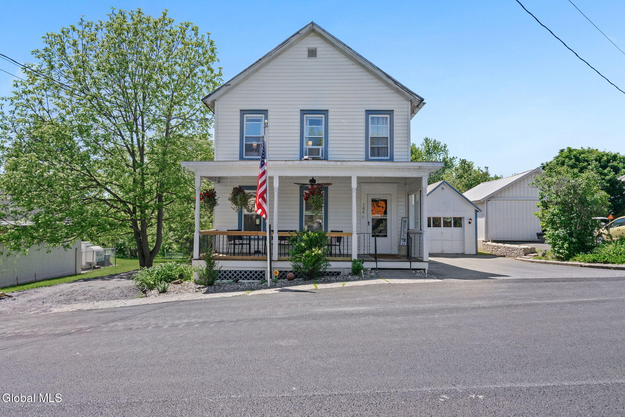 106 Cumpston Street Esperance NY 12066