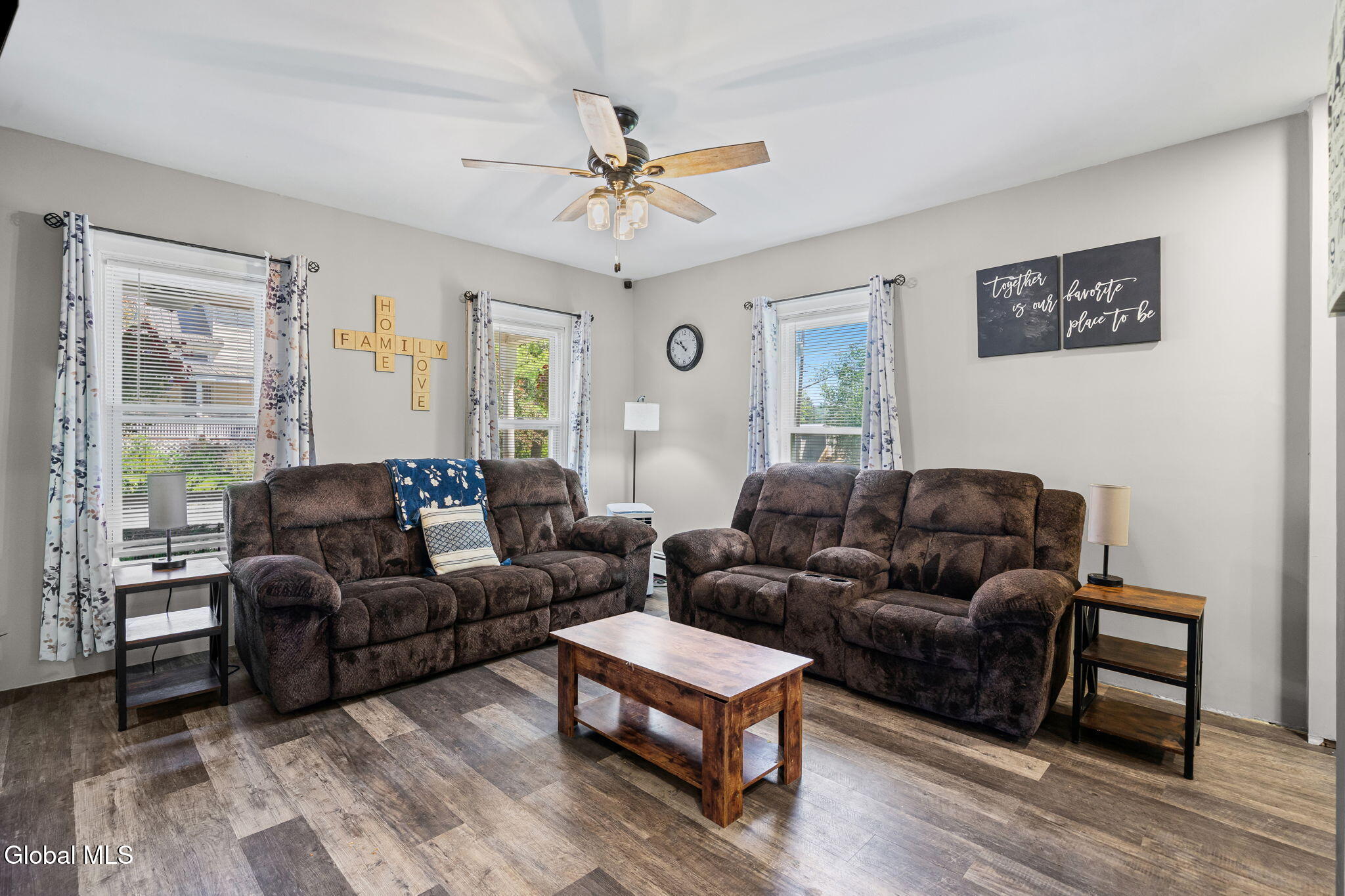 106 Cumpston Street Esperance NY 12066