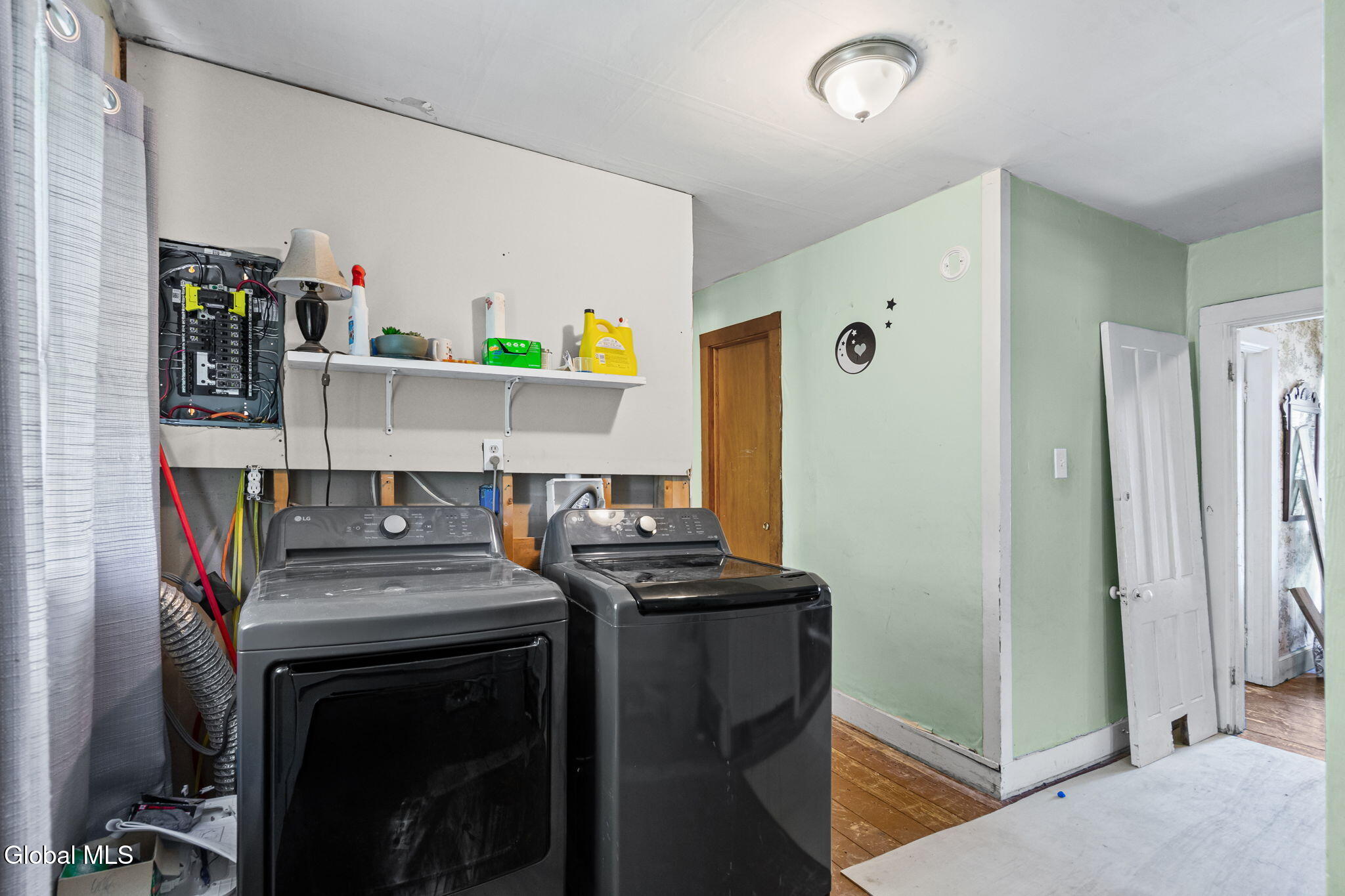 106 Cumpston Street Esperance NY 12066