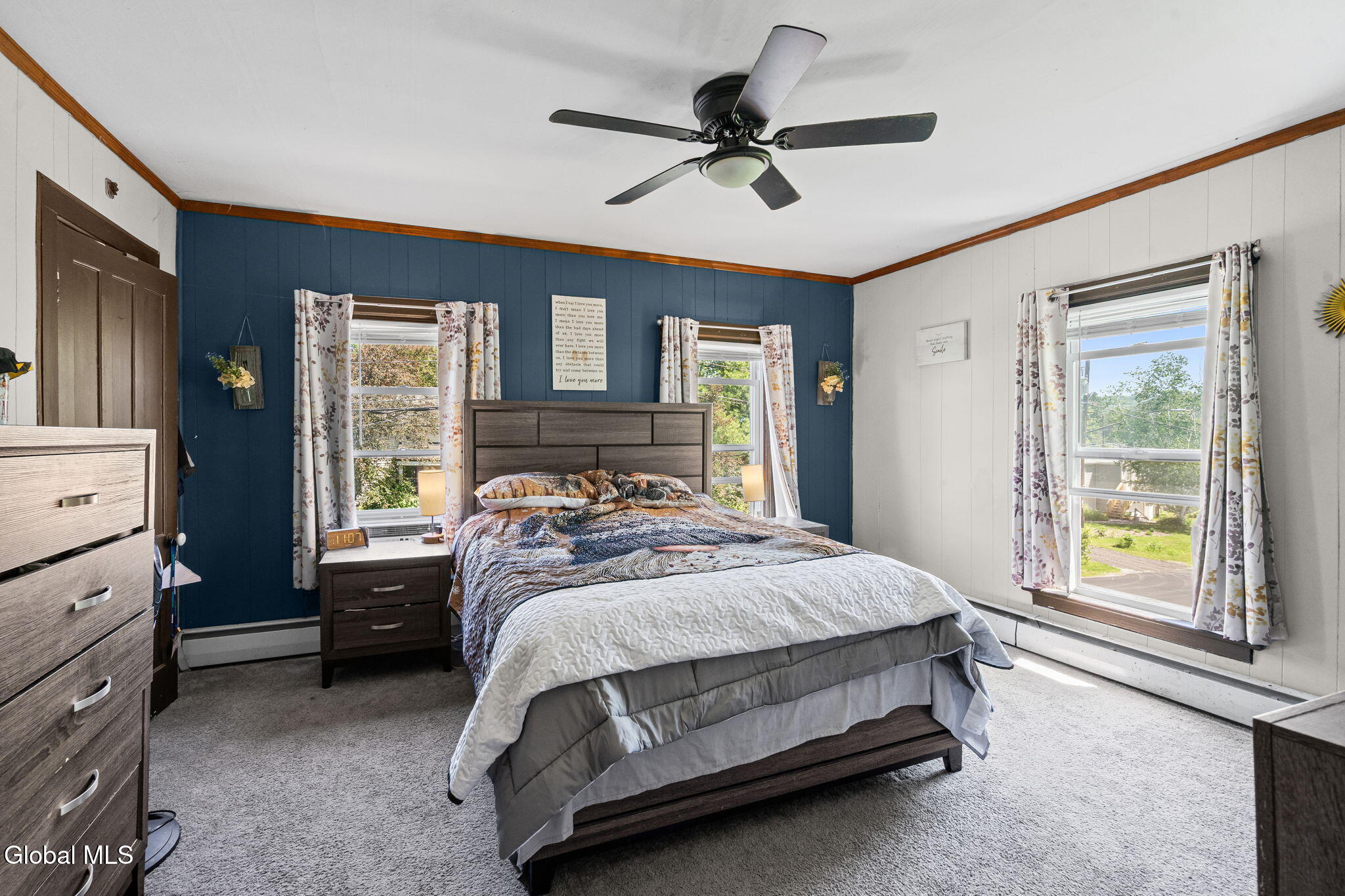 106 Cumpston Street Esperance NY 12066