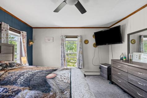 106 Cumpston Street Esperance NY 12066