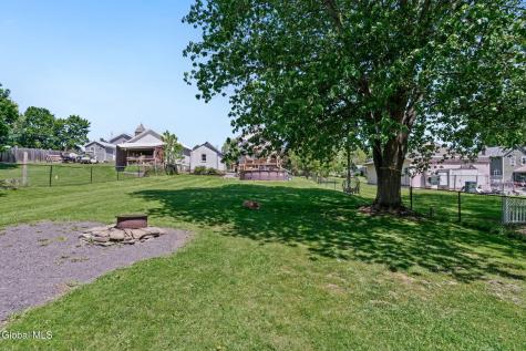 106 Cumpston Street Esperance NY 12066