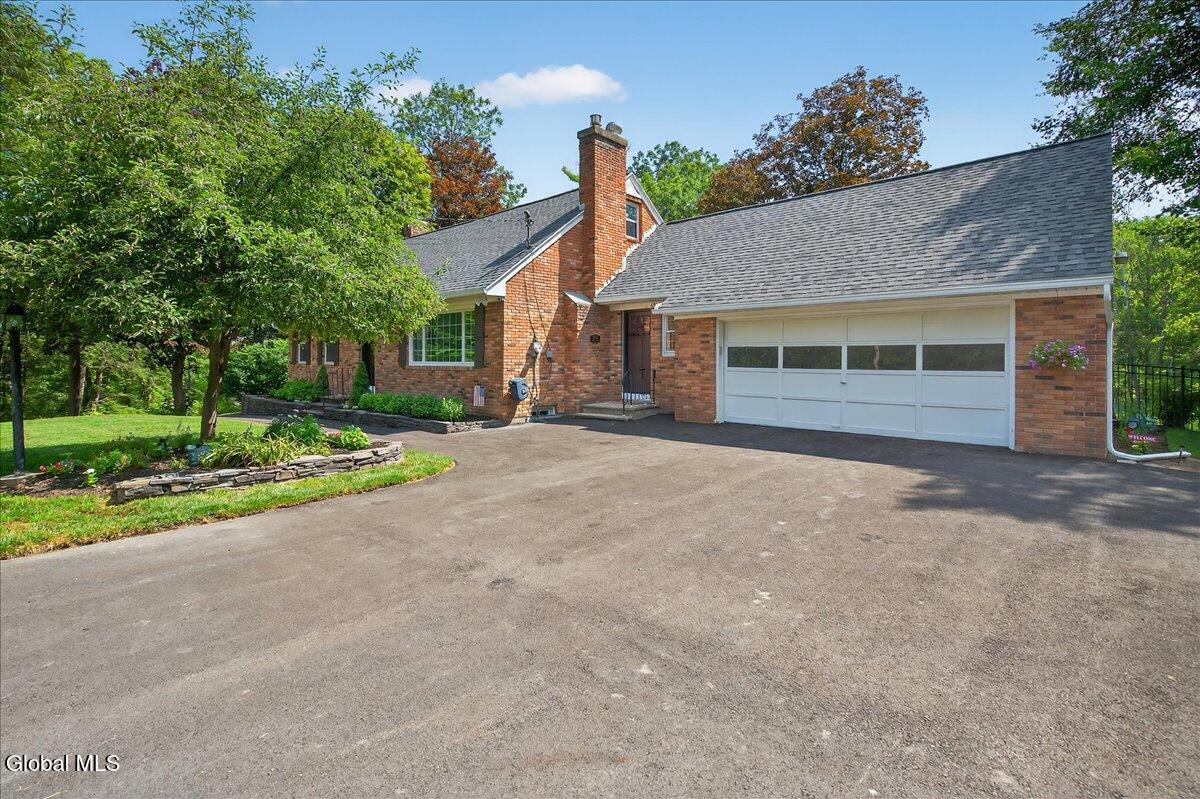 6304 Gardner Road Altamont NY 12009