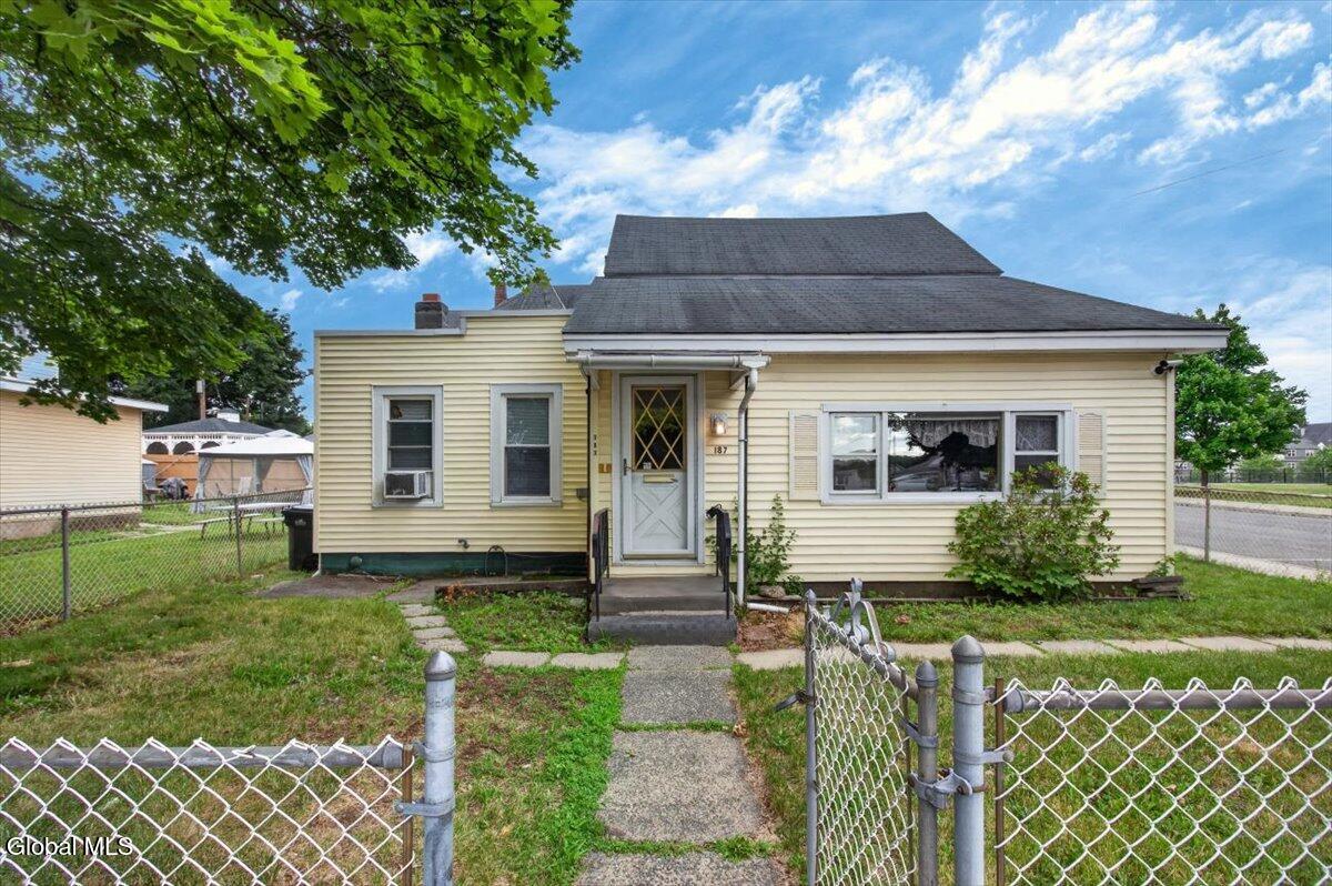 187 Park Avenue Cohoes NY 12047