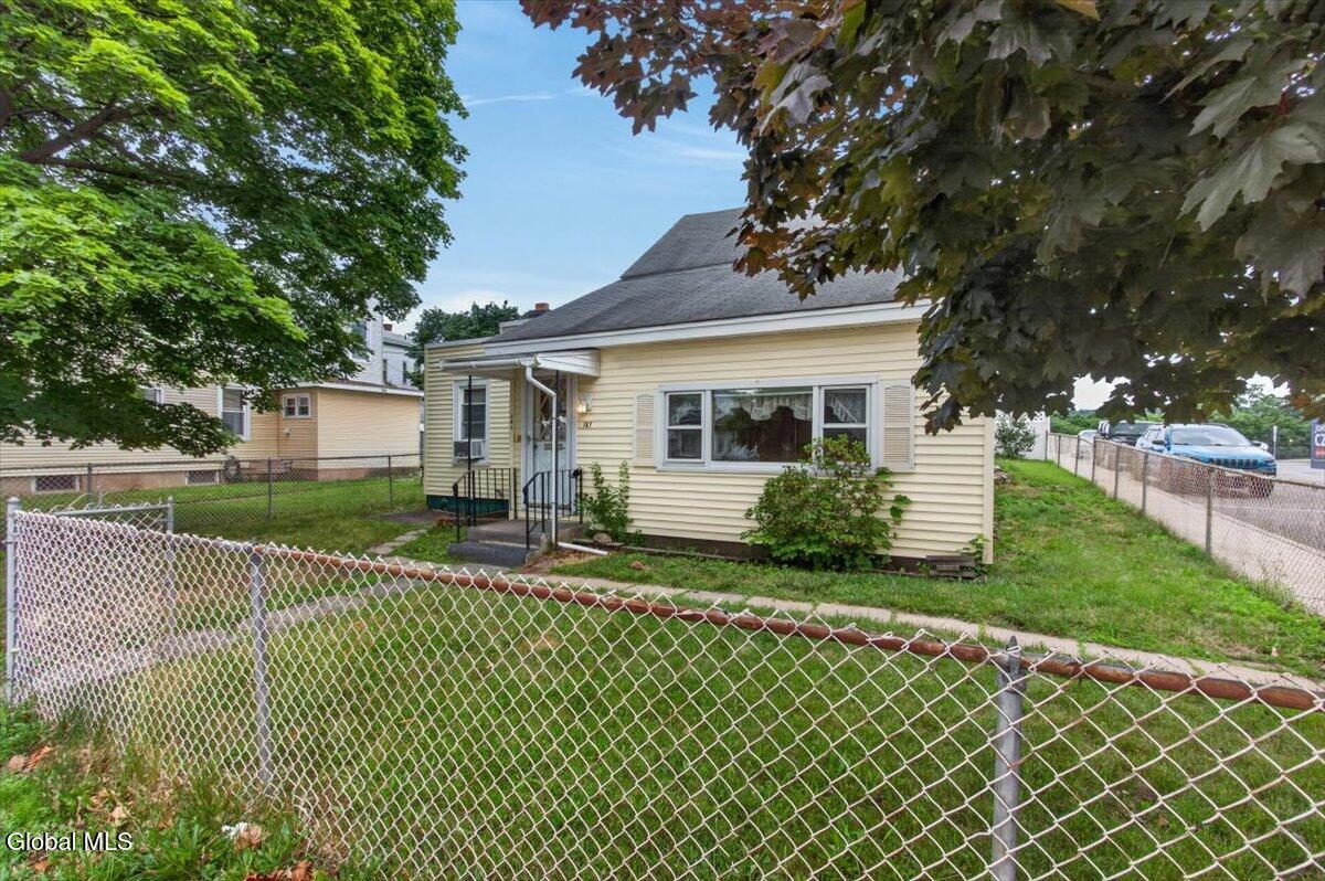 187 Park Avenue Cohoes NY 12047
