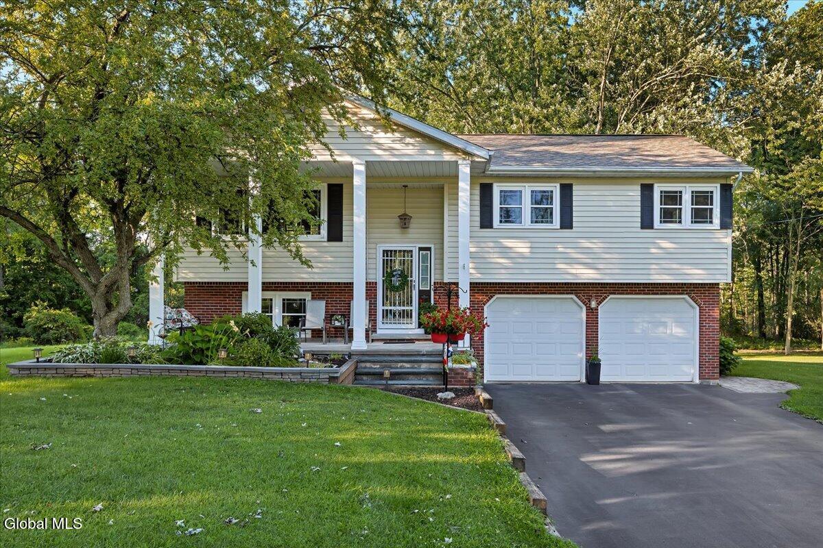 609 Waite Road Clifton Park NY 12065