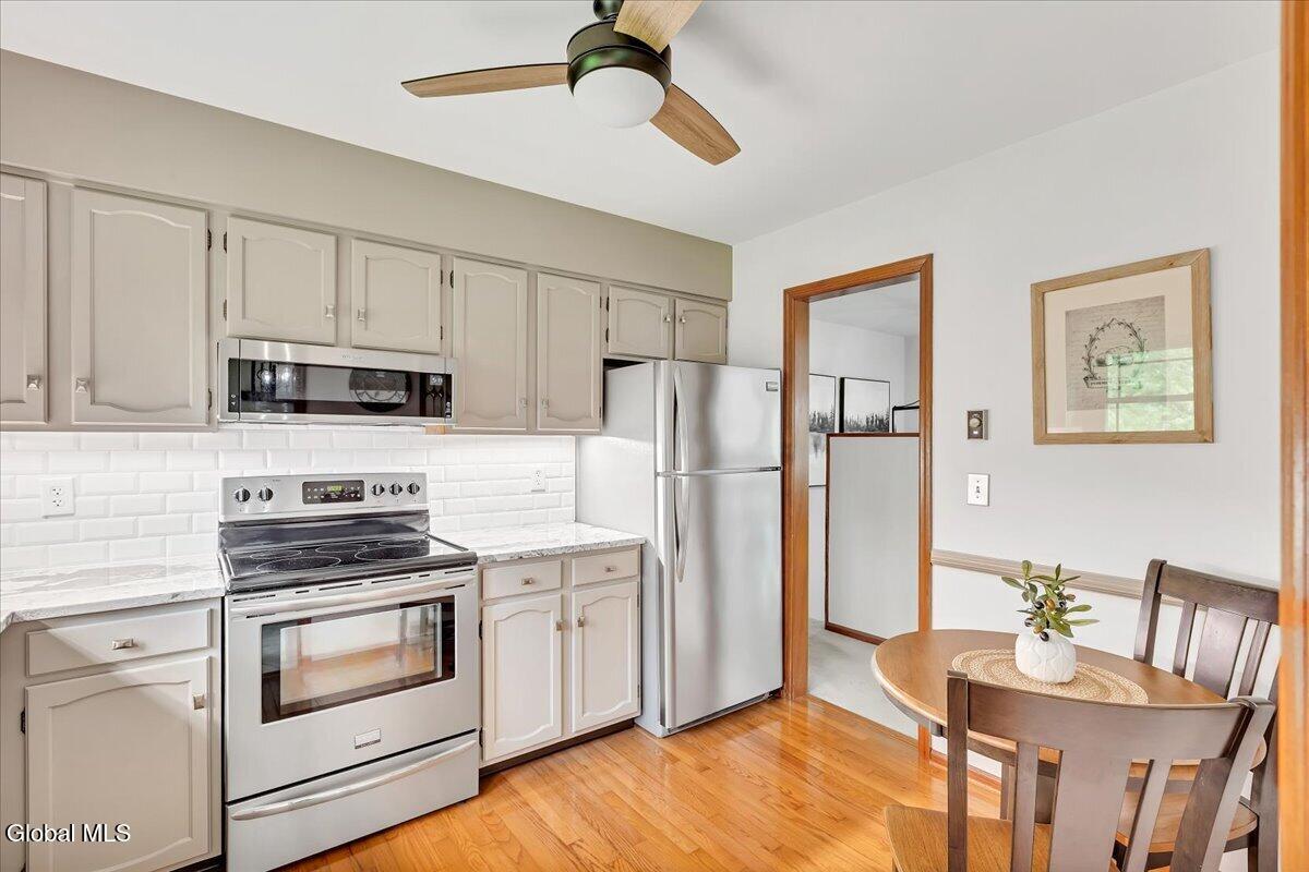 609 Waite Road Clifton Park NY 12065