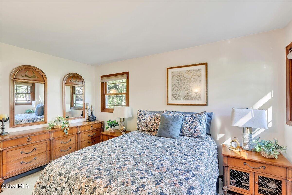609 Waite Road Clifton Park NY 12065