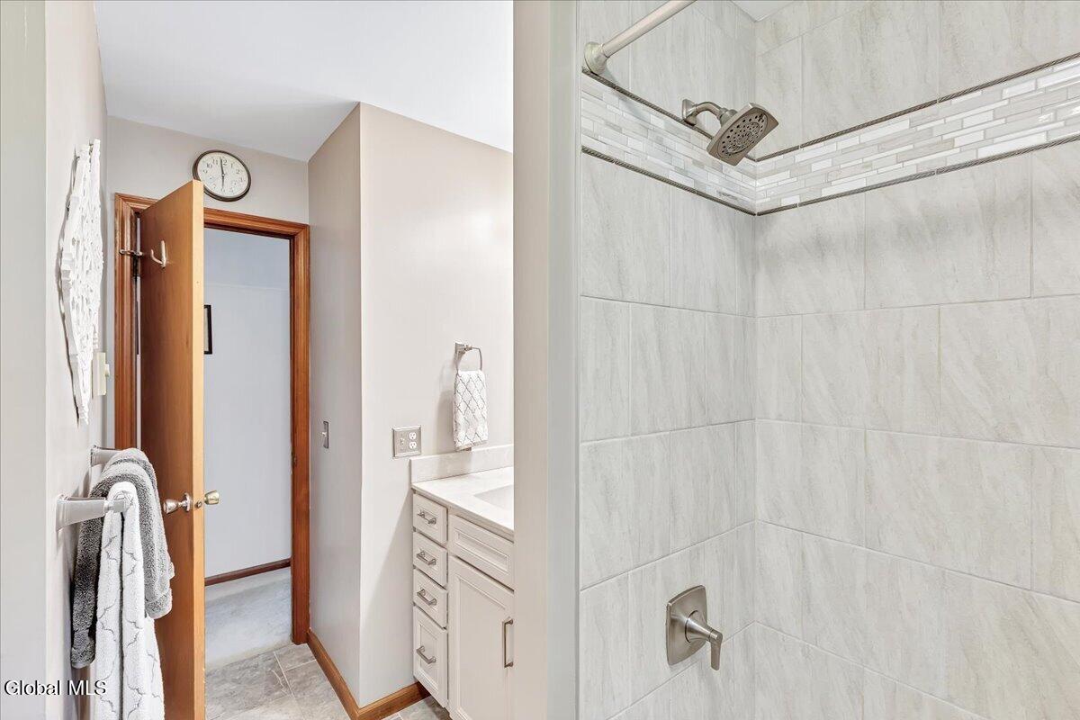609 Waite Road Clifton Park NY 12065