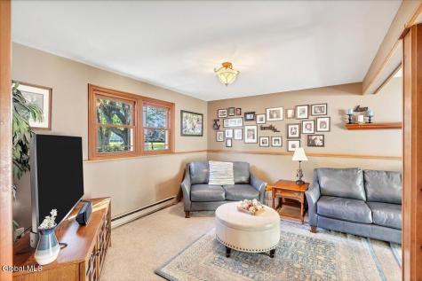 609 Waite Road Clifton Park NY 12065