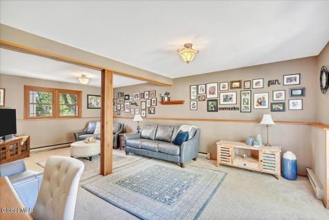 609 Waite Road Clifton Park NY 12065