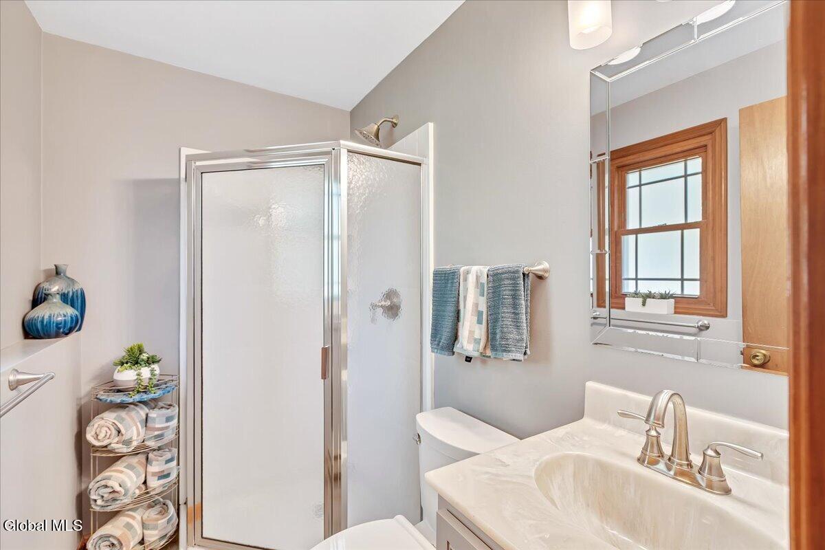609 Waite Road Clifton Park NY 12065