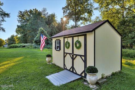 609 Waite Road Clifton Park NY 12065