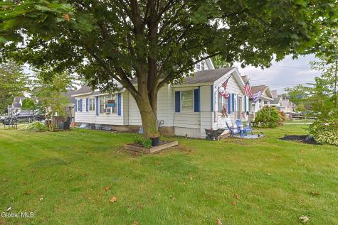 902 Altamont Avenue Schenectady NY 12303