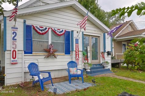 902 Altamont Avenue Schenectady NY 12303