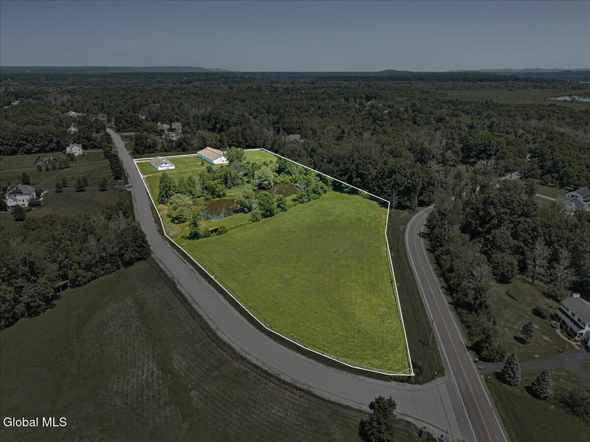 4 Saratoga Farm Road Malta NY 12020