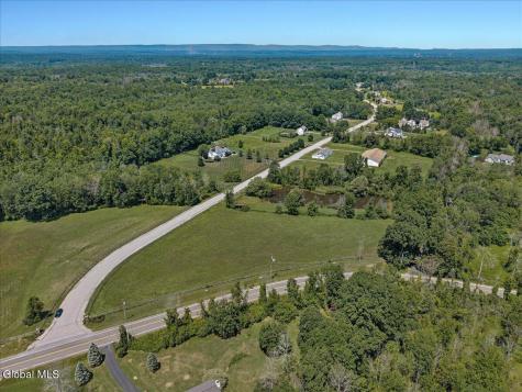 4 Saratoga Farm Road Malta NY 12020