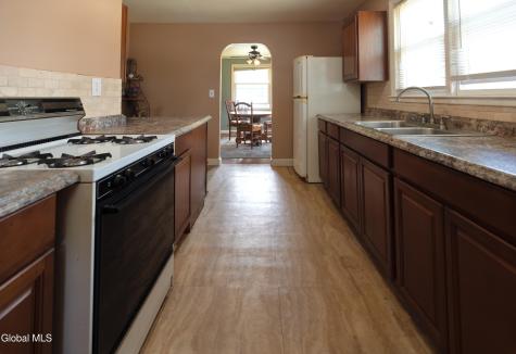 3027 Albany Street Schenectady NY 12304