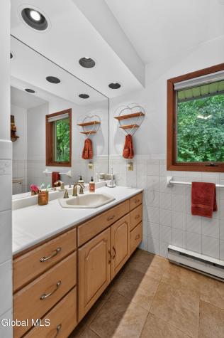 434 Steele Ave Extension Gloversville NY 12078