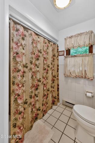 434 Steele Ave Extension Gloversville NY 12078