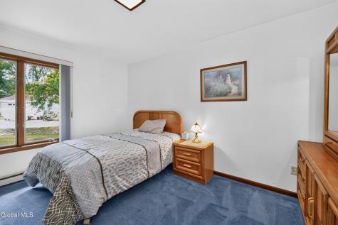 434 Steele Ave Extension Gloversville NY 12078