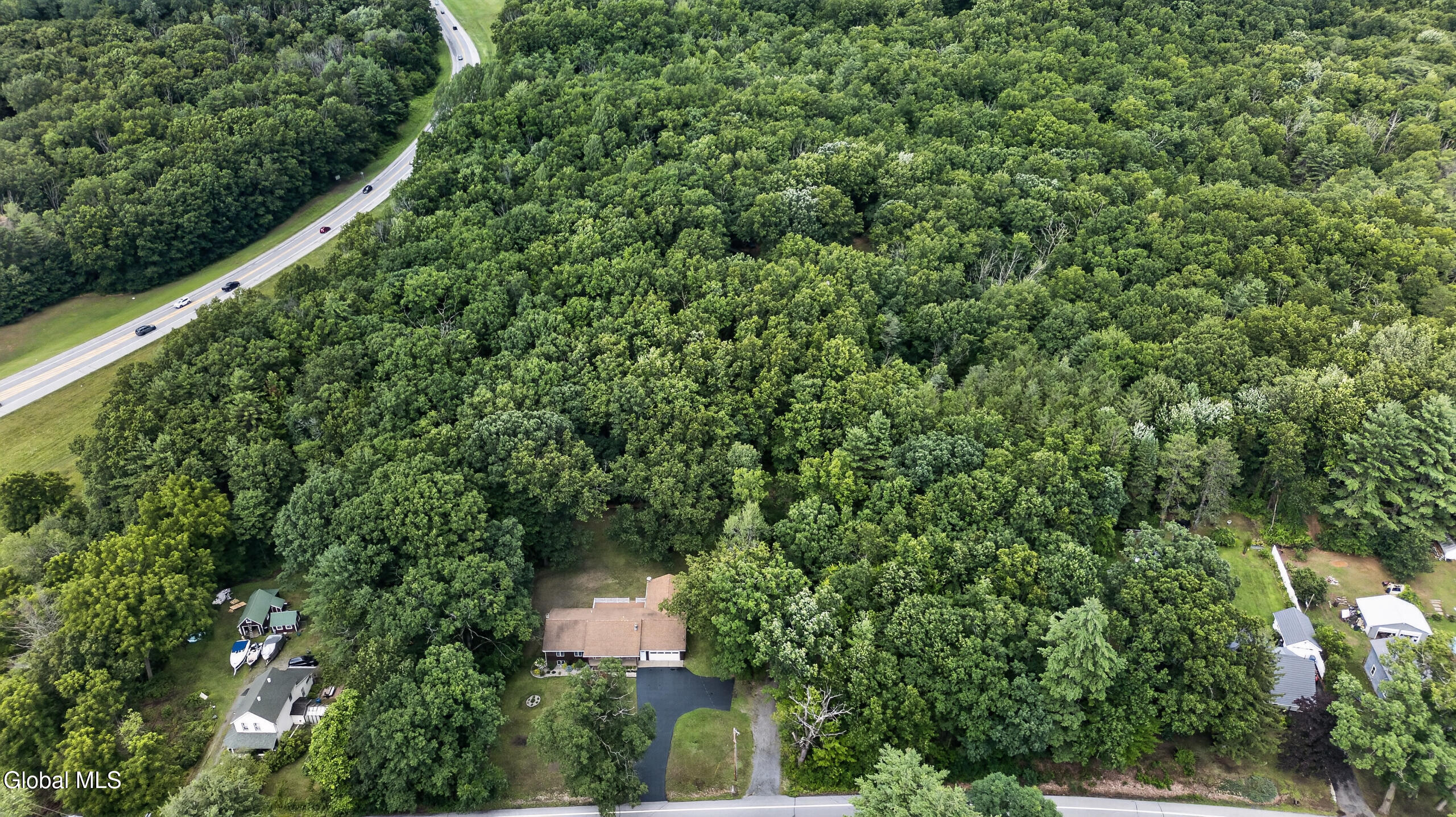 434 Steele Ave Extension Gloversville NY 12078