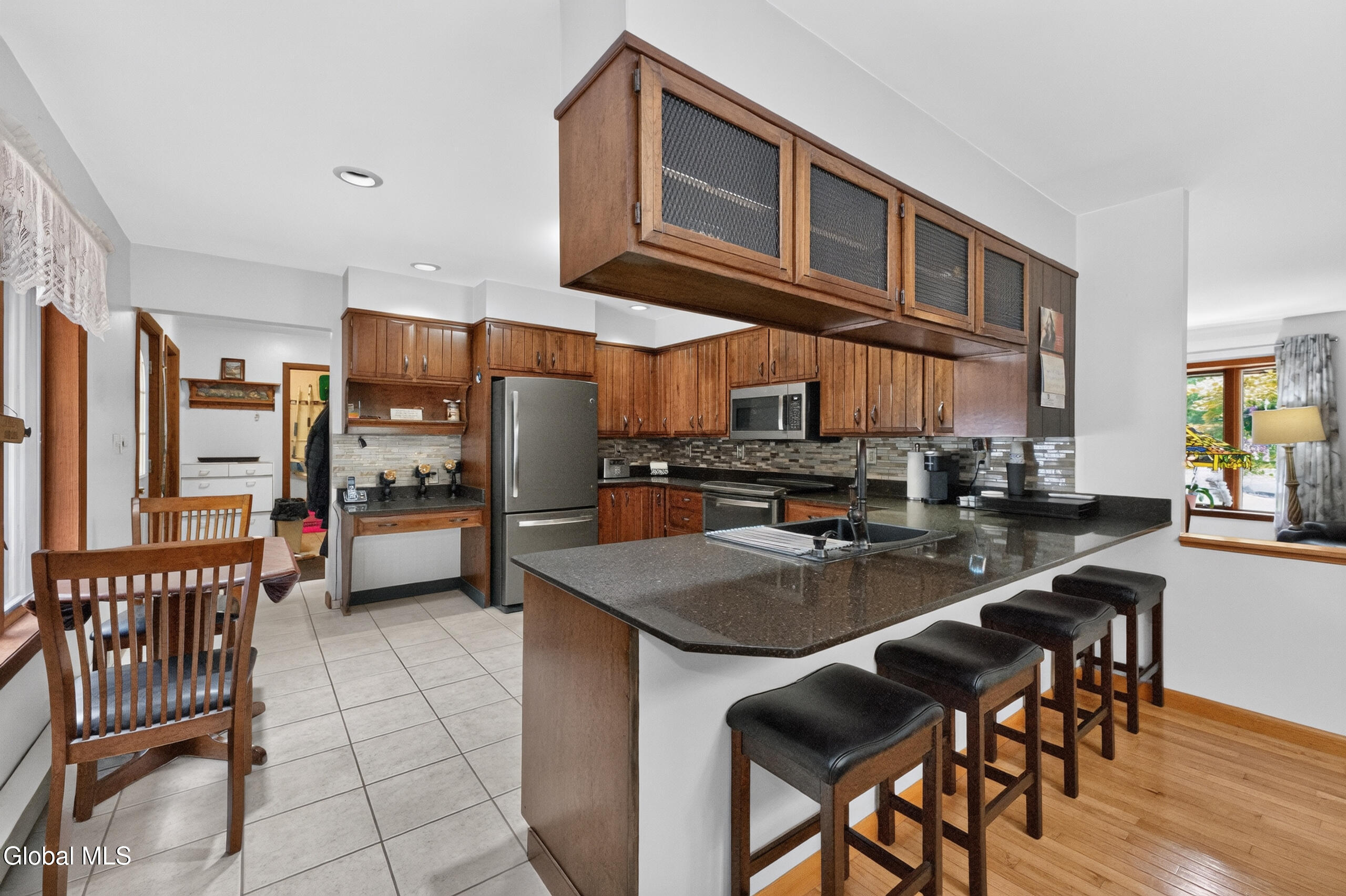434 Steele Ave Extension Gloversville NY 12078