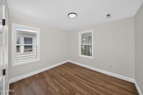 208 Pleasantview Avenue Scotia NY 12302