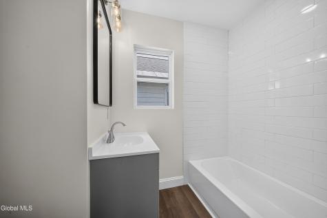 208 Pleasantview Avenue Scotia NY 12302