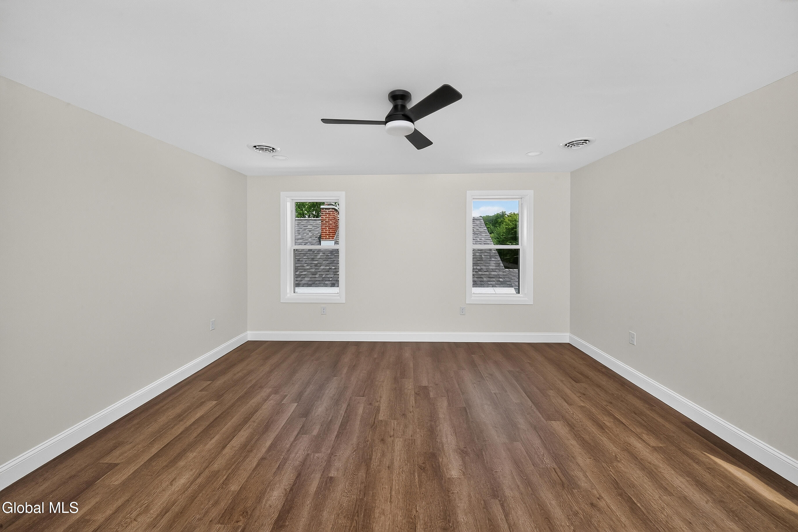 208 Pleasantview Avenue Scotia NY 12302