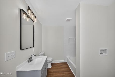 208 Pleasantview Avenue Scotia NY 12302
