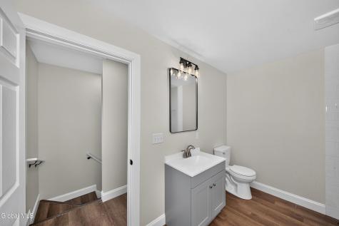 208 Pleasantview Avenue Scotia NY 12302