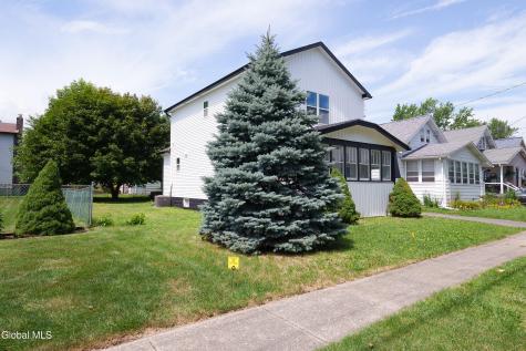 208 Pleasantview Avenue Scotia NY 12302