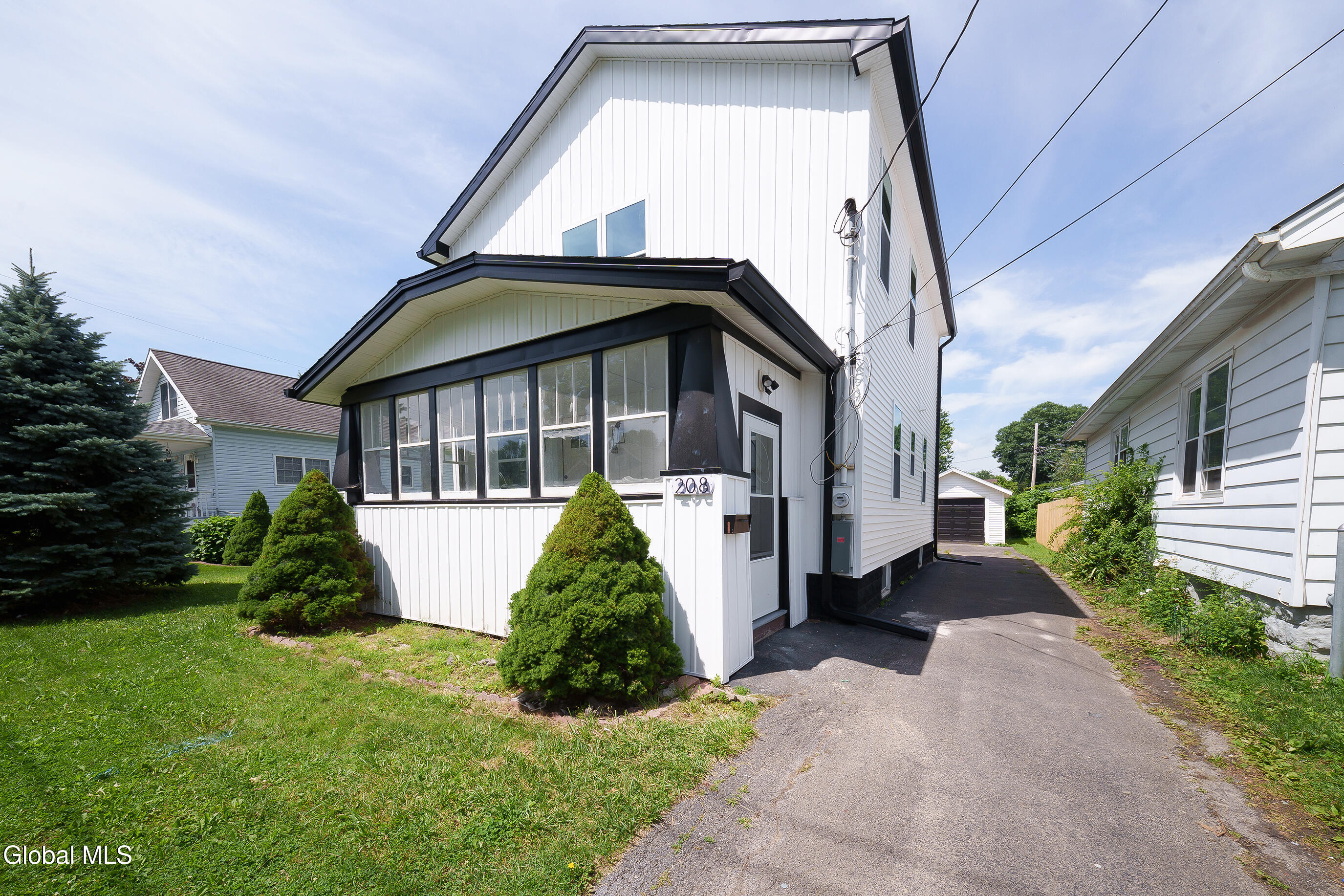 208 Pleasantview Avenue Scotia NY 12302