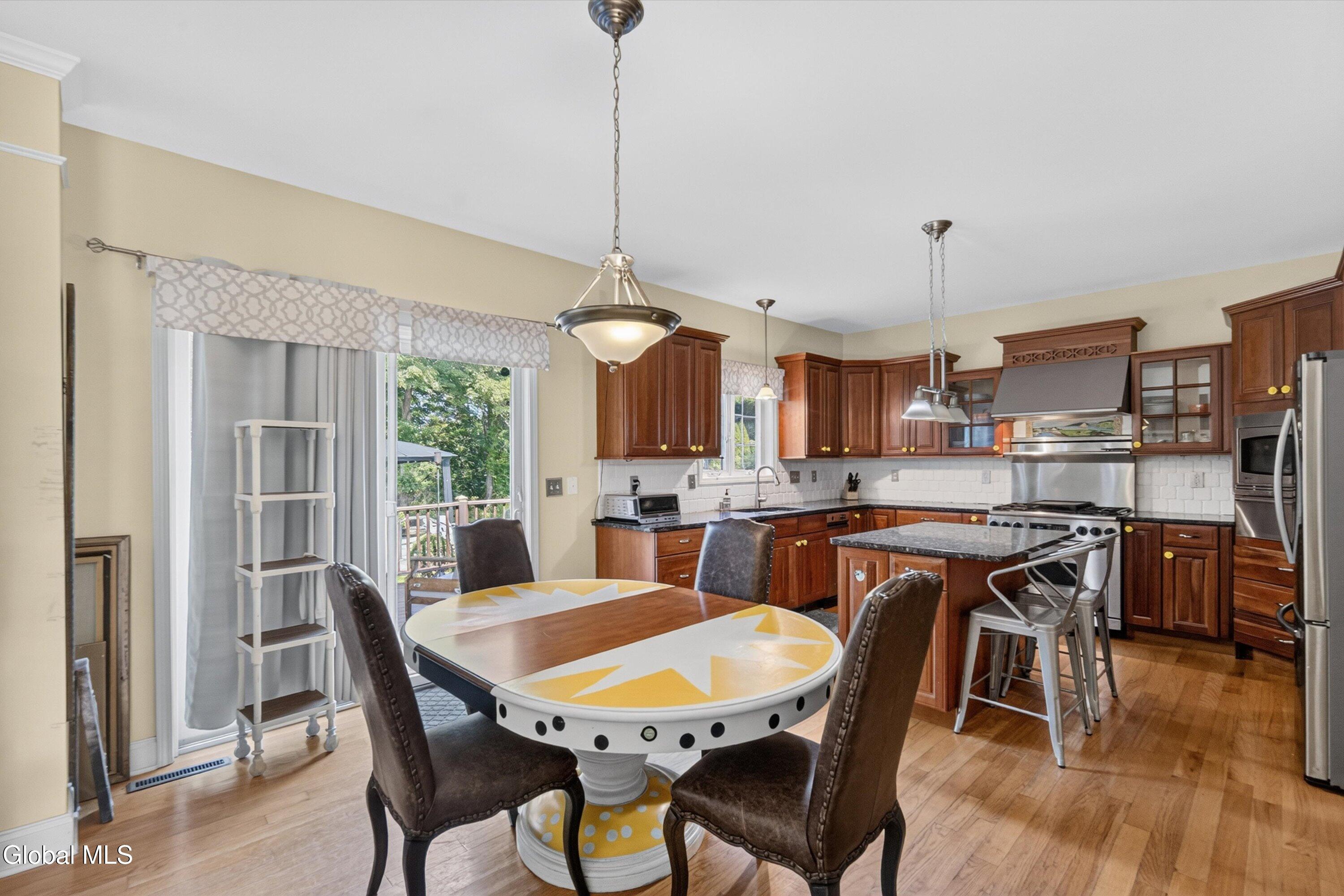 48 Towpath Lane Waterford NY 12188