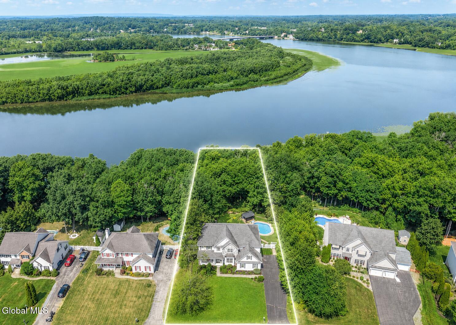 48 Towpath Lane Waterford NY 12188