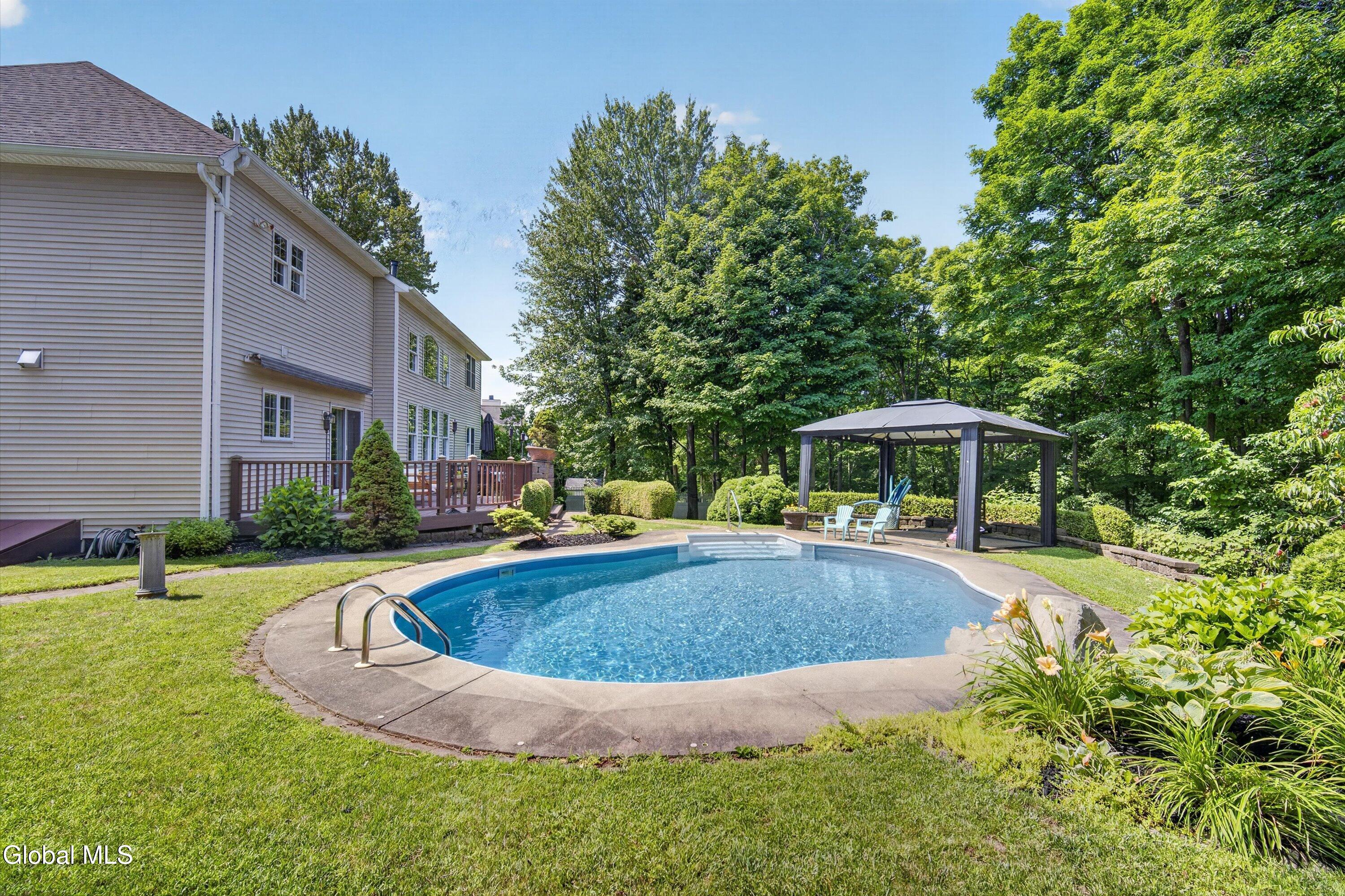 48 Towpath Lane Waterford NY 12188