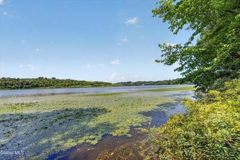 48 Towpath Lane Waterford NY 12188