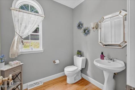 40 Vischer Ferry Road Rexford NY 12148