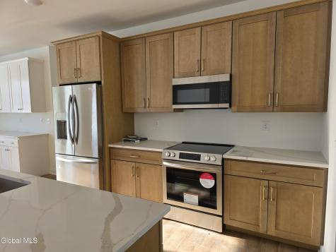 15 Eastpointe Drive Saratoga Springs NY 12866