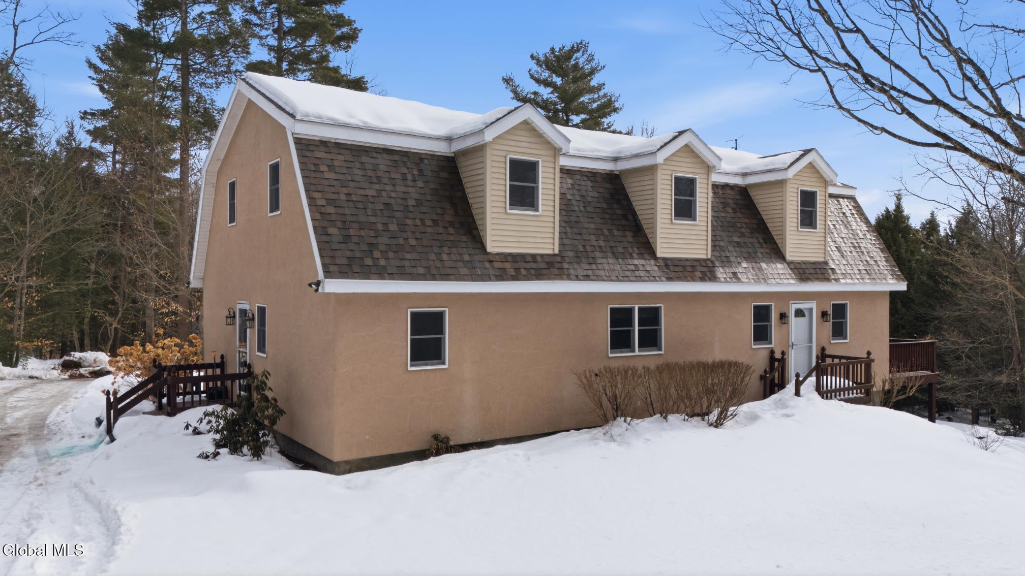 31 Dogwood Lane Pottersville NY 12860