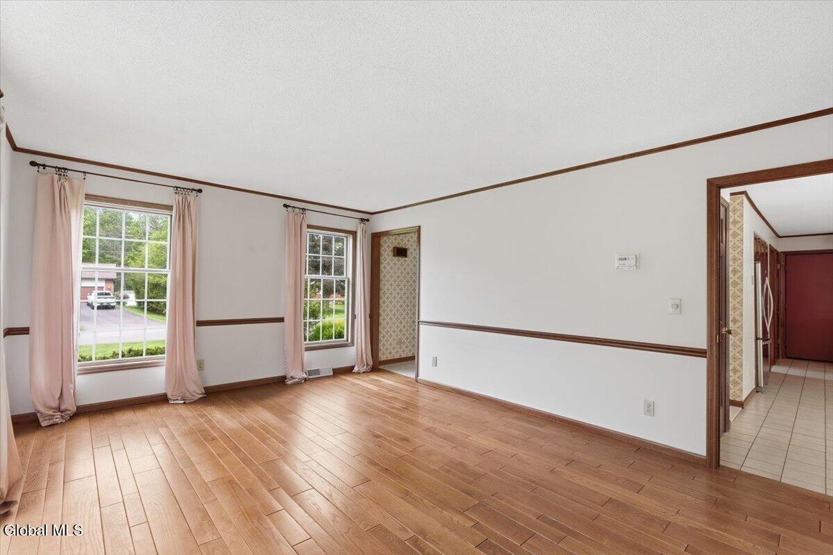 908 Mohegan Road Niskayuna NY 12309