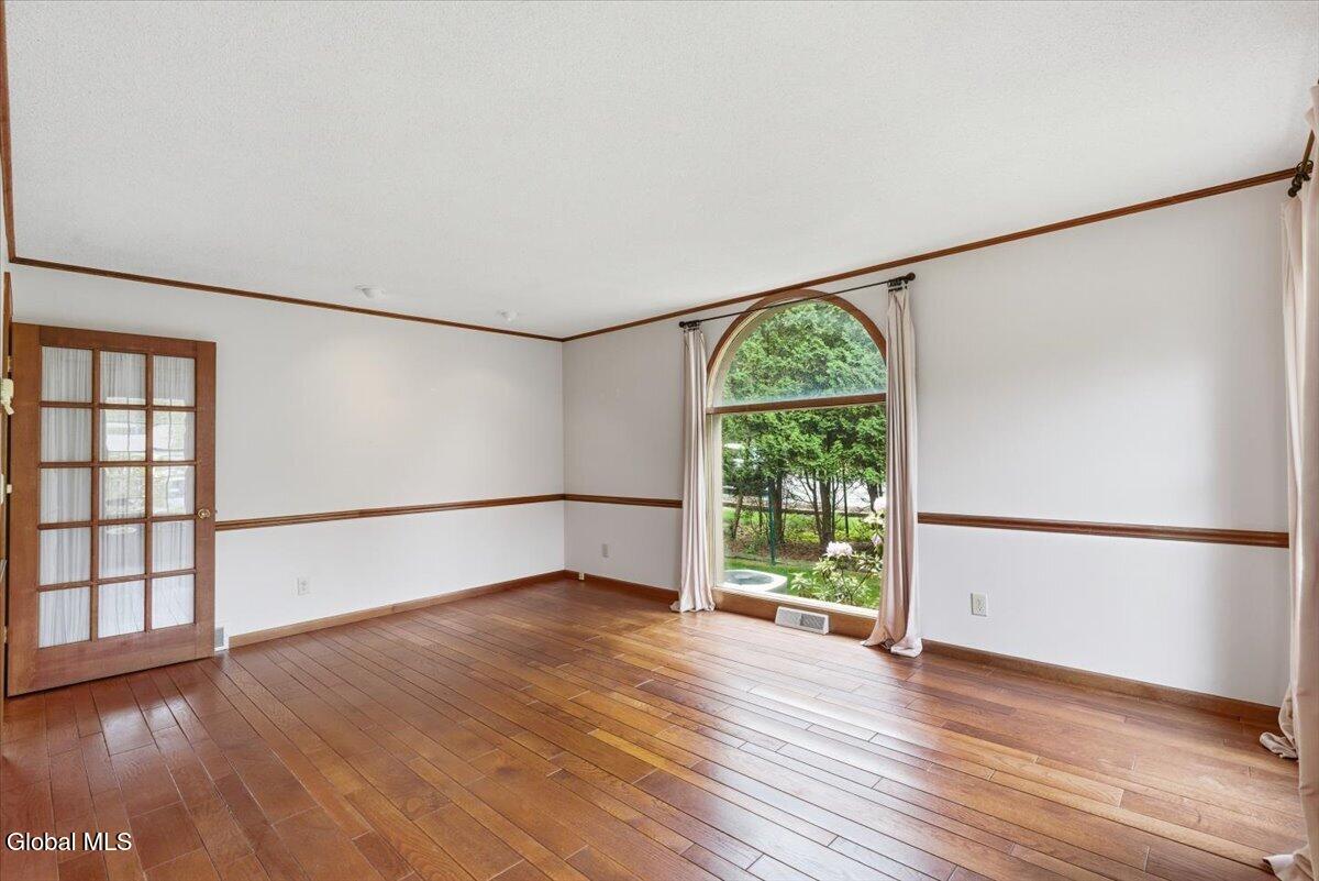 908 Mohegan Road Niskayuna NY 12309