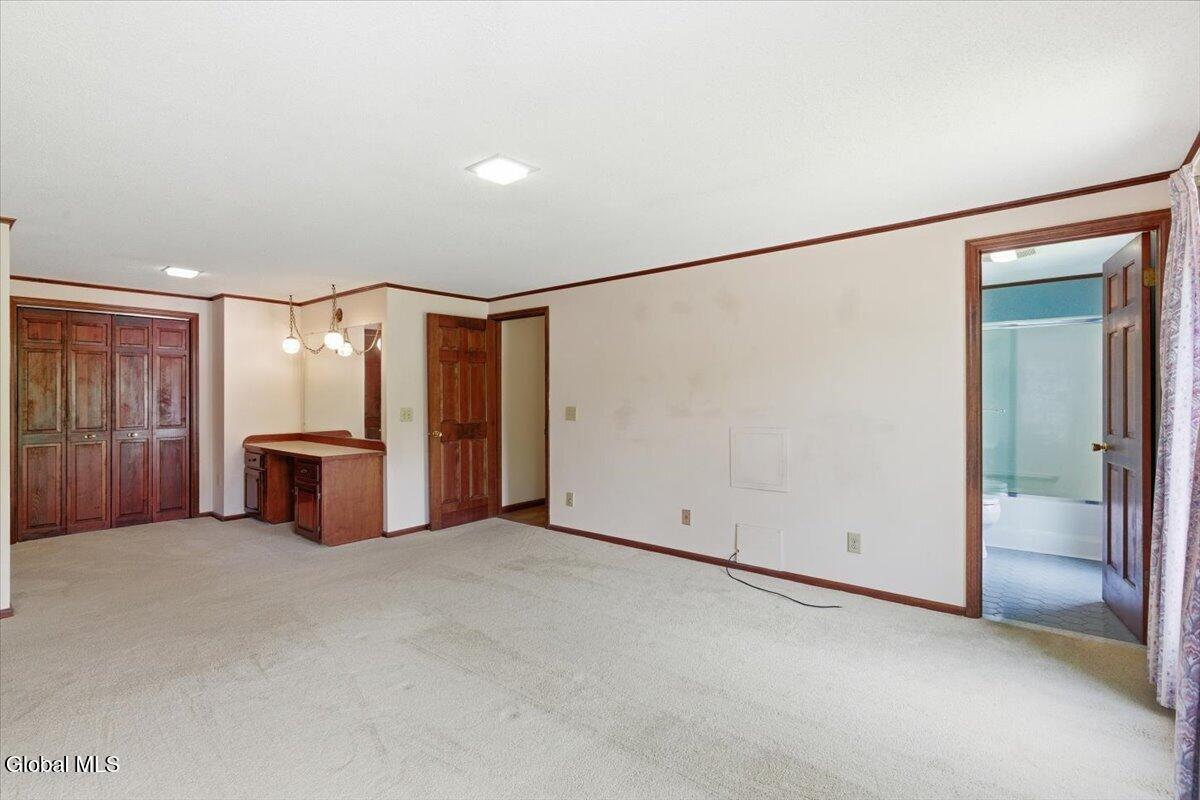 908 Mohegan Road Niskayuna NY 12309