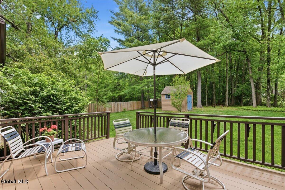908 Mohegan Road Niskayuna NY 12309