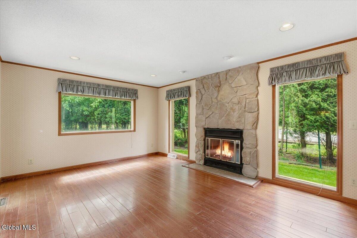 908 Mohegan Road Niskayuna NY 12309