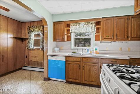 1039 Bill Road Rotterdam NY 12303