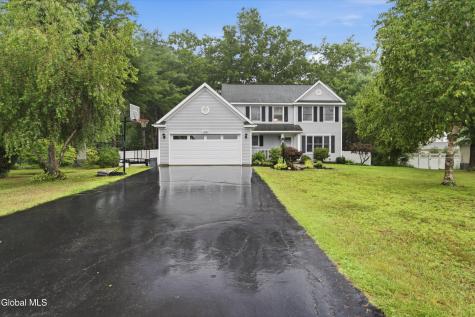 106 Halfmoon Drive Altamont NY 12009